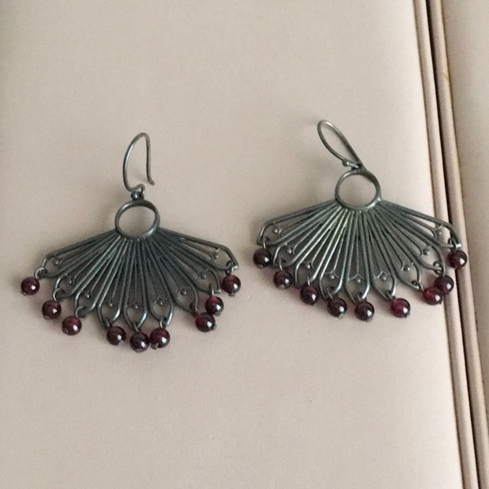 Earrings. Women’s